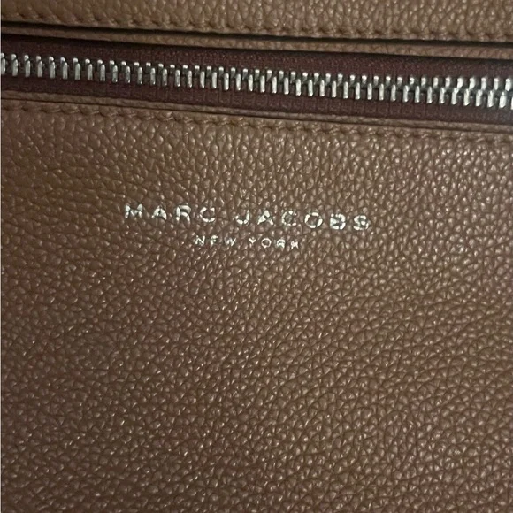 Marc Jacobs brown handbag - Picture 2 of 5